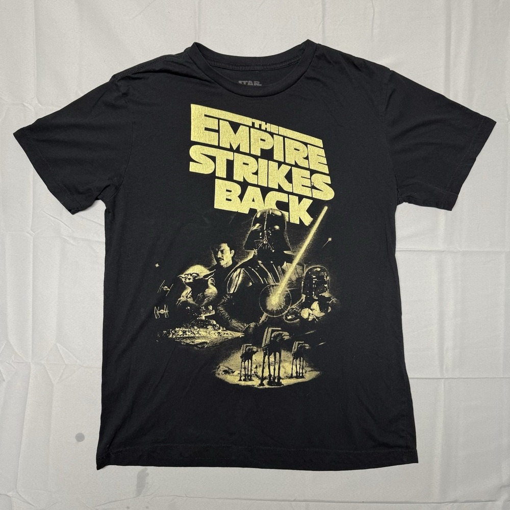 Star Wars Disney The Empire Strikes Back T-shirt Size M Very‎ Soft Material